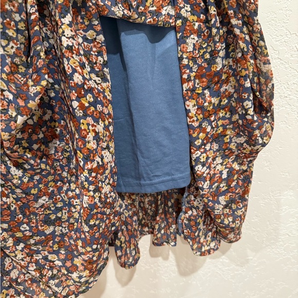 Floral Blue Long Sleeve Dress with Ruffle Detail Size Small - Picture 5 of 6